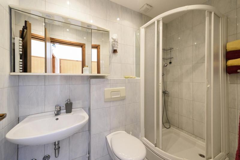 Apartments Luka - Trogir, Marina 150M From The Beach Exterior photo
